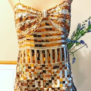 🤩Vintage Inspired Metallic Glam Tank Top